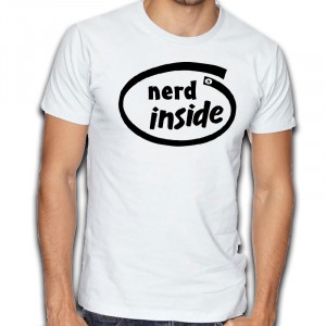 Camiseta Básica Branca - Nerd Inside  - Lisa ..